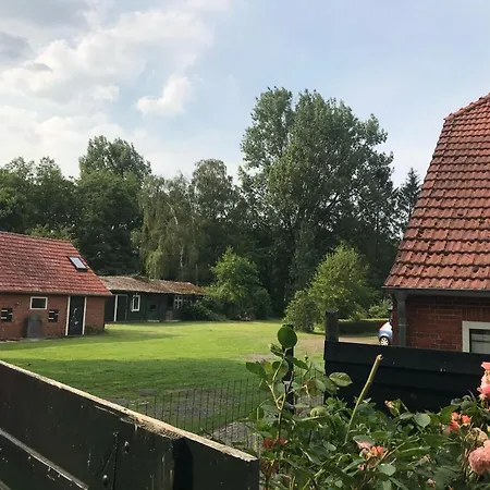 Twisterhof, Anna, شقة Sustrum
