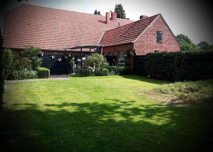 Twisterhof, Anna, Sustrum