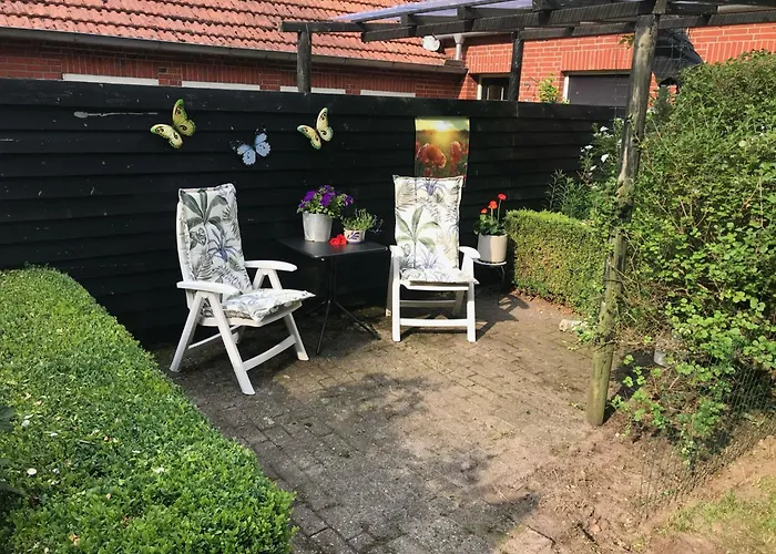 Twisterhof, Anna, Sustrum